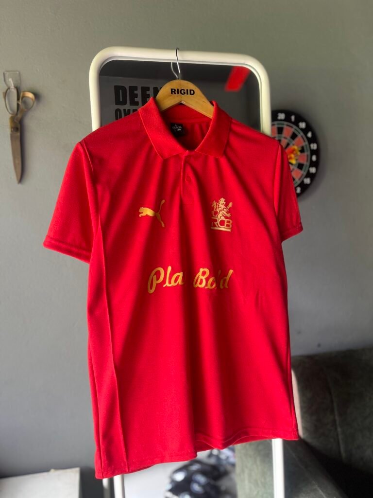 Red polo T-shirt with printed logo – Rigid Sportswear