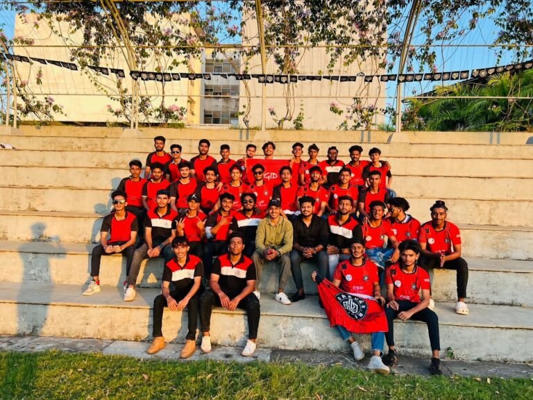 Team squad in custom red Rigid Sportswear jerseys – Rigid Sportswear